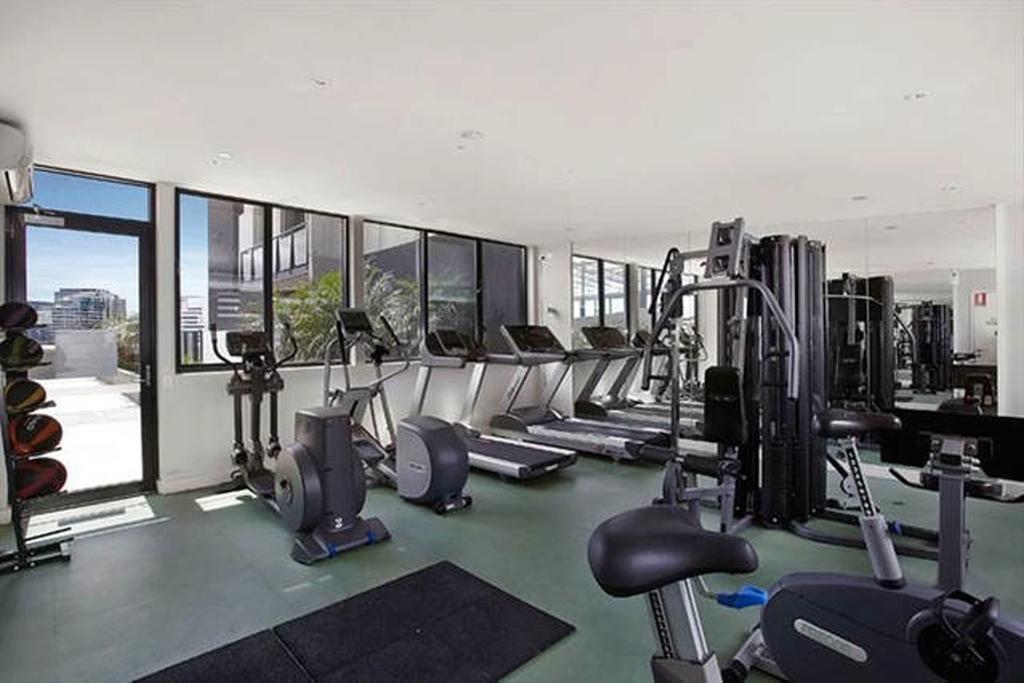 Mj Shortstay Whiteman St Apartment Melbourne Exterior foto