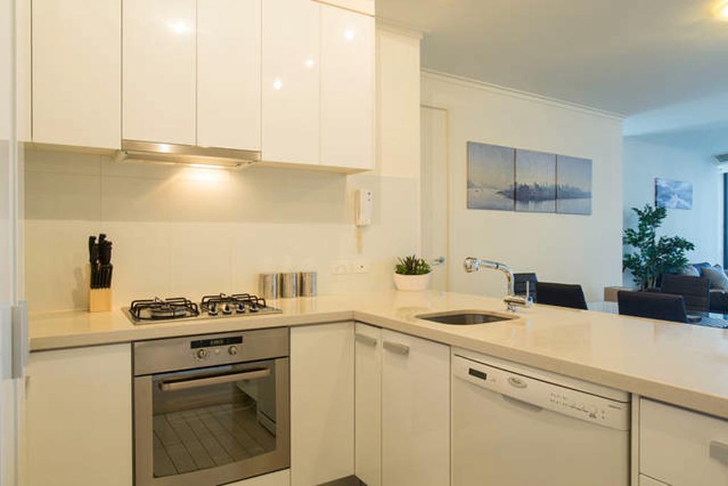 Mj Shortstay Whiteman St Apartment Melbourne Exterior foto